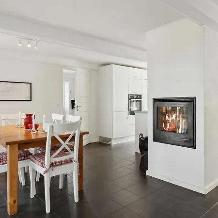 3 Bedroom Stunning In Sydals Holiday home