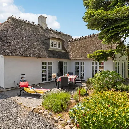 Holiday home 3 Bedroom Stunning In Sydals *