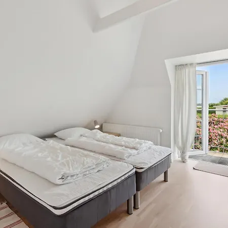 3 Bedroom Stunning In Sydals *