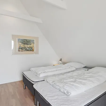 3 Bedroom Stunning In Sydals Holiday home *