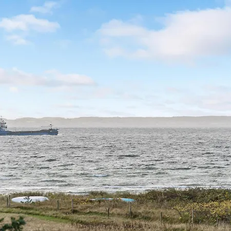 Three-bedroom In Sydals 度假居 *