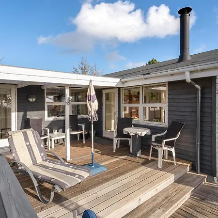 度假居 Three-bedroom In Sydals