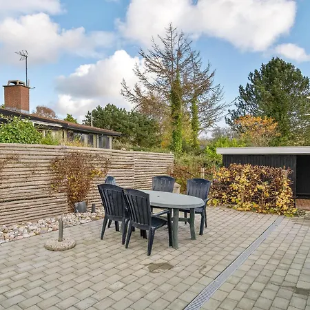 Three-bedroom In Sydals 度假居 *